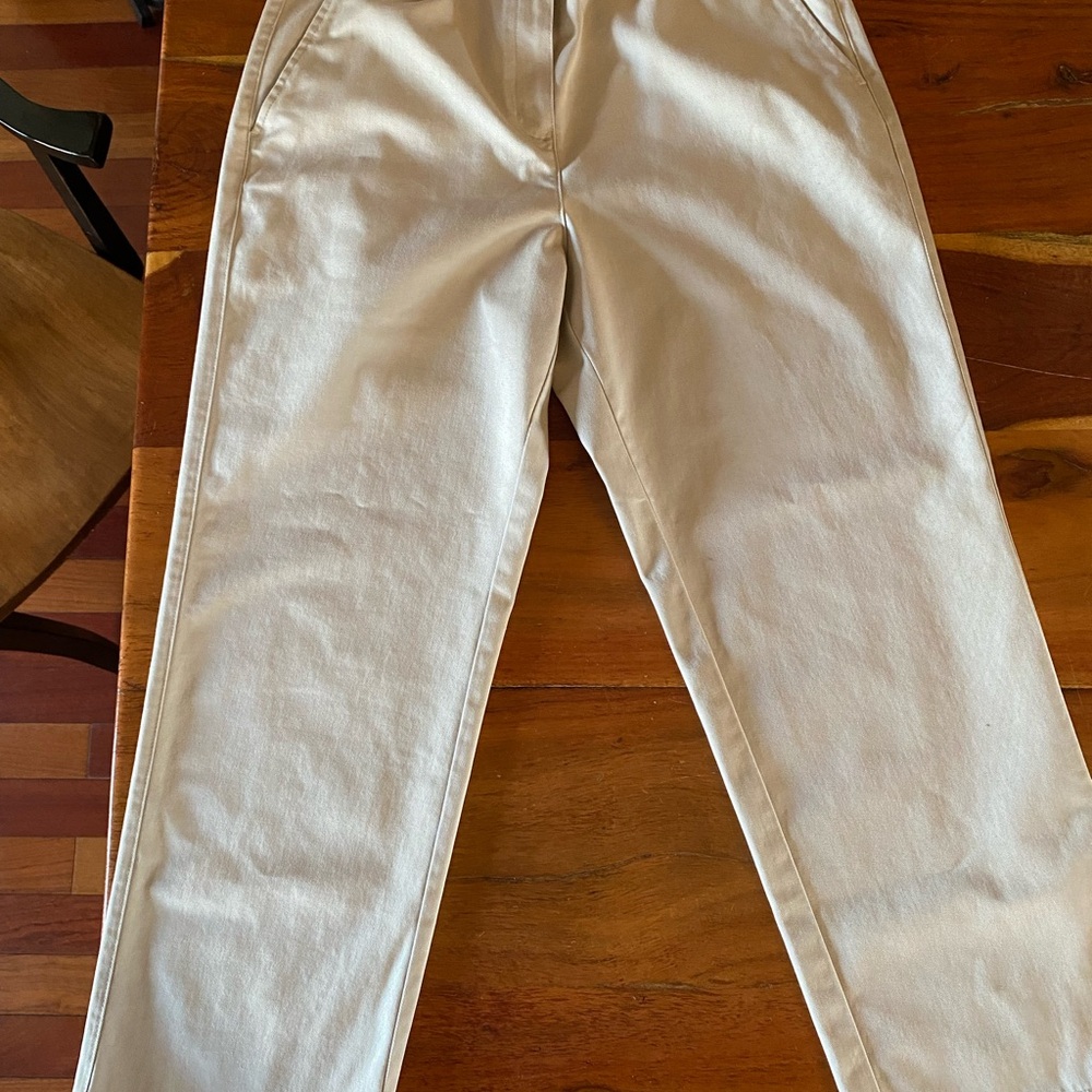 L.L. Bean Women’s size 12 Classic Fit Chinos‎ beige